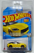 Hot Wheels Nissan Z, 2022 Factory Fresh series, Protector Included